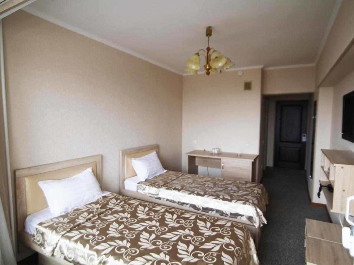 Seven Hotel بيشكيك المظهر الخارجي الصورة